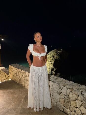 Full leaked Aaliaschembrii private onlyfans photo