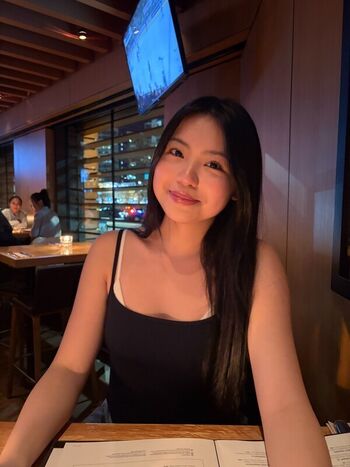 Full leaked Aishlvsu private onlyfans photo