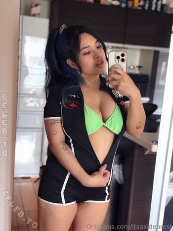 Full leaked Akidearest  page private onlyfans photo