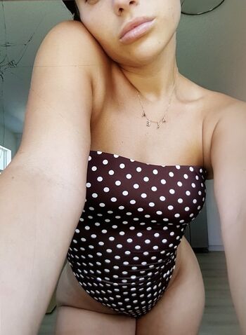 Full leaked Aleaarose private onlyfans photo