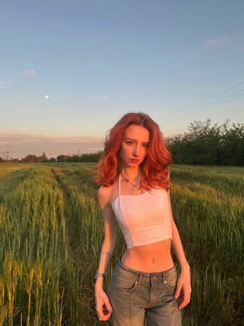 Full leaked Alinalal page private onlyfans photo