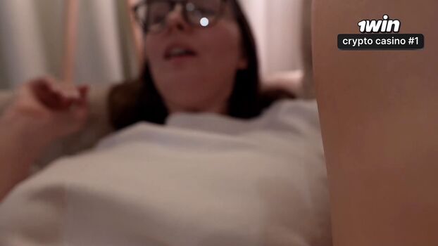 Full leaked Alinarai private onlyfans photo
