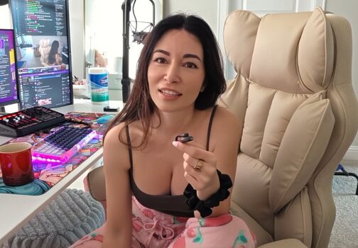 Full leaked Alinity private onlyfans photo