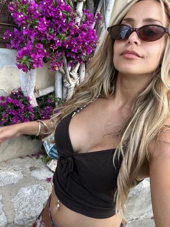 Full leaked Aliyah  page private onlyfans photo