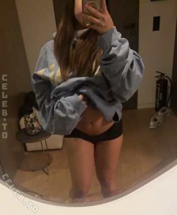 Full leaked Almahalt private onlyfans photo