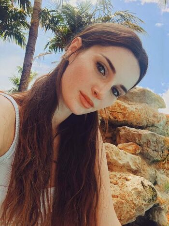 Alyson Tabbitha