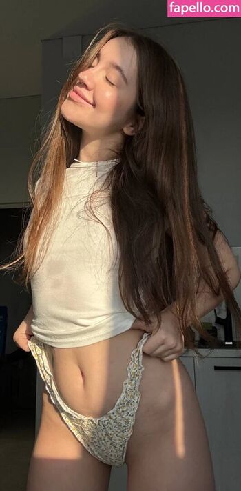 Full leaked Amilewis private onlyfans photo