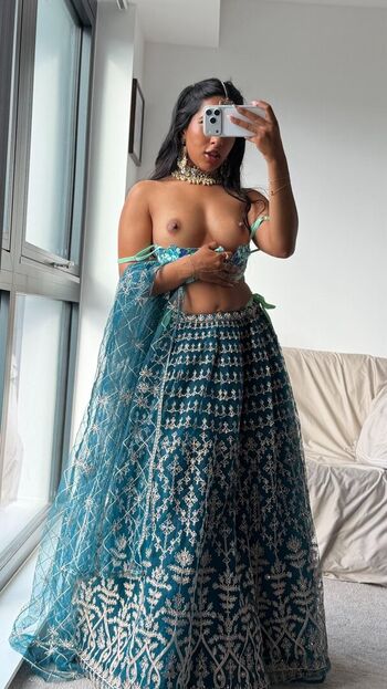Full leaked Amira khan page private onlyfans photo
