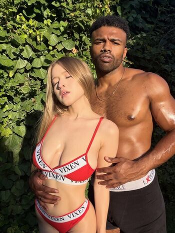 Full leaked Anabel busty page private onlyfans photo