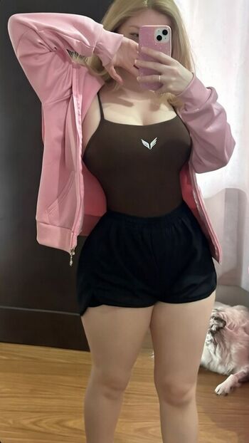 Full leaked Anarih page private onlyfans photo