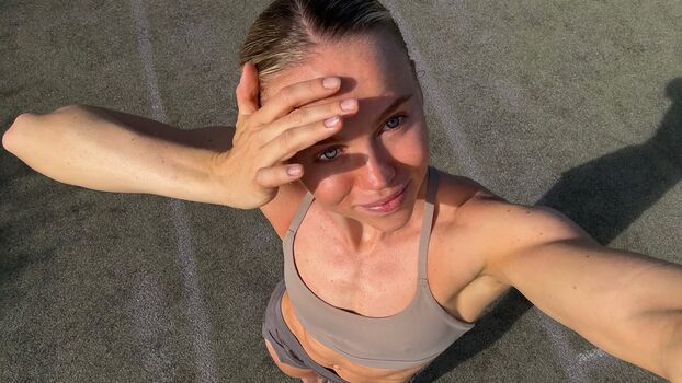 Full leaked Andrea rooth page private onlyfans photo