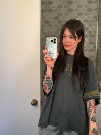 Full leaked Anisa jomha page private onlyfans photo