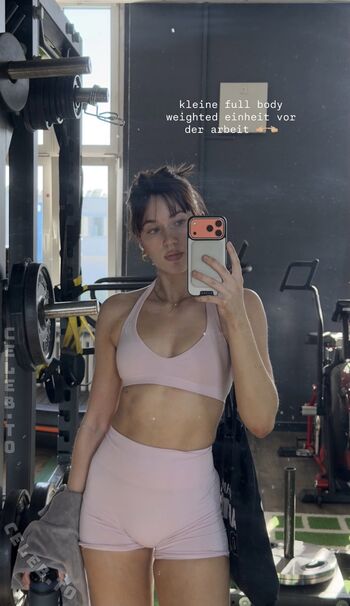 Full leaked Annaneubrt private onlyfans photo