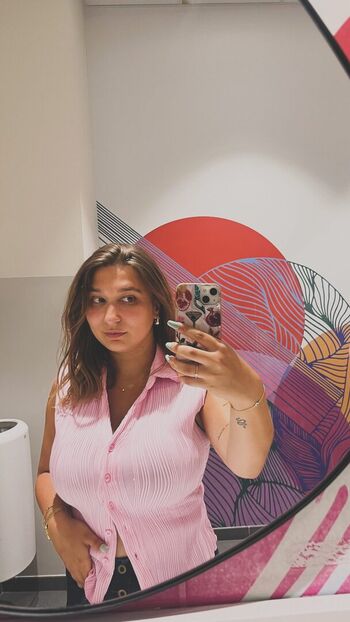 Full leaked Apoline perret page private onlyfans photo