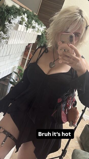 Full leaked Aretteepls page private onlyfans photo