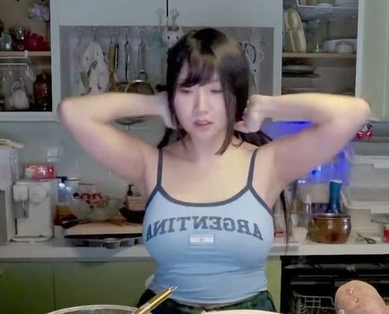 Full leaked Ariasaki private onlyfans photo