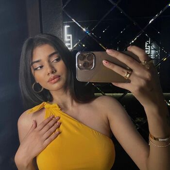 Full leaked Asfa sinha page private onlyfans photo