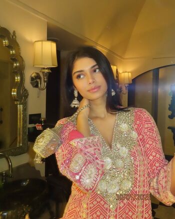 Full leaked Asfa sinha private onlyfans photo