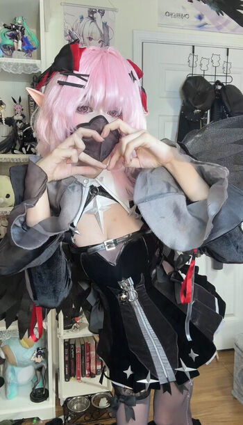 Full leaked Ashisbees private onlyfans photo
