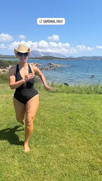 Full leaked Ashley graham page private onlyfans photo