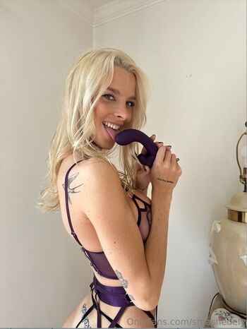 Full leaked Ashley matheson smashedely private onlyfans photo