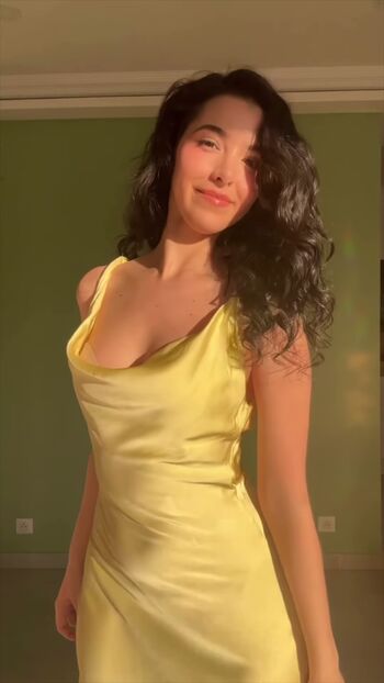 Full leaked Asmr glow private onlyfans photo