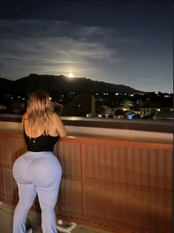 Full leaked Asszilla private onlyfans photo