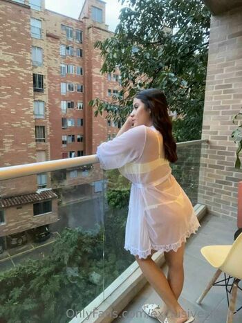 Full leaked Aura cookie page private onlyfans photo