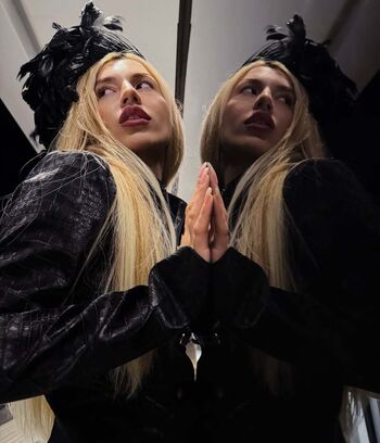 Full leaked Ava max  page private onlyfans photo