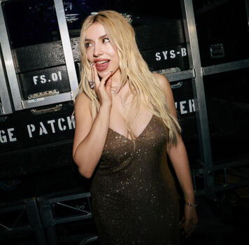 Full leaked Ava max page private onlyfans photo