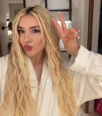 Full leaked Ava max page private onlyfans photo