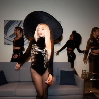 Full leaked Ava max private onlyfans photo