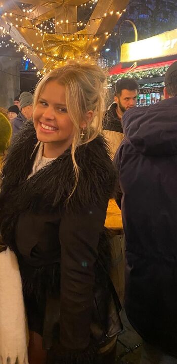 Full leaked Ava rose private onlyfans photo