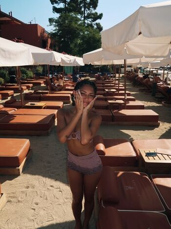Full leaked Avani gregg page private onlyfans photo