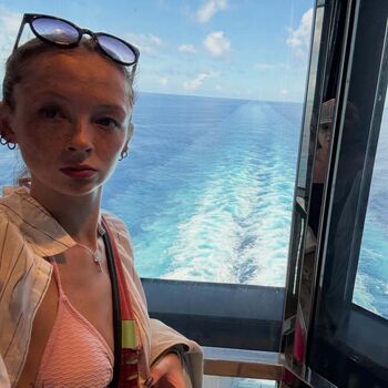 Full leaked Avery shipp private onlyfans photo