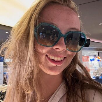 Full leaked Avery shipp private onlyfans photo