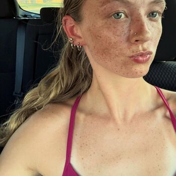 Full leaked Avery shipp private onlyfans photo