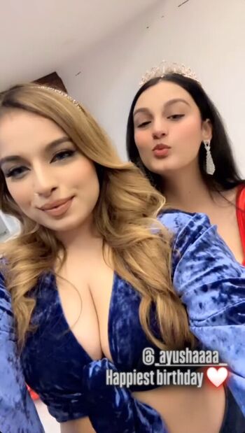 Full leaked Ayushaaaa page private onlyfans photo