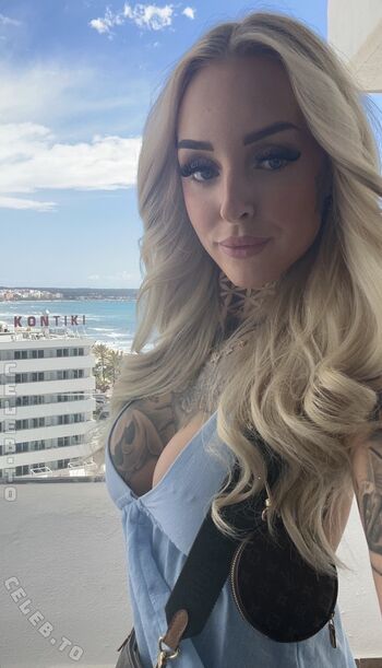 Full leaked Bad xmoni page private onlyfans photo