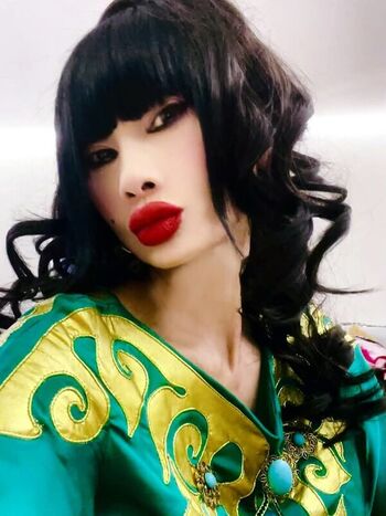 Full leaked Bai ling page private onlyfans photo
