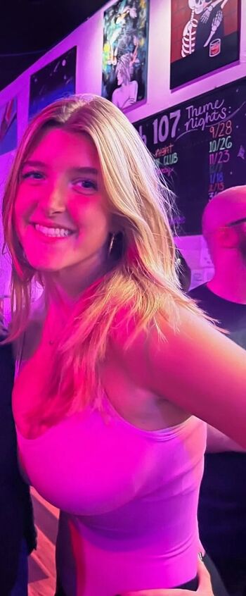 Full leaked Bailey croft page private onlyfans photo