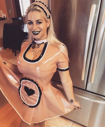 Full leaked Bambi blitz page private onlyfans photo