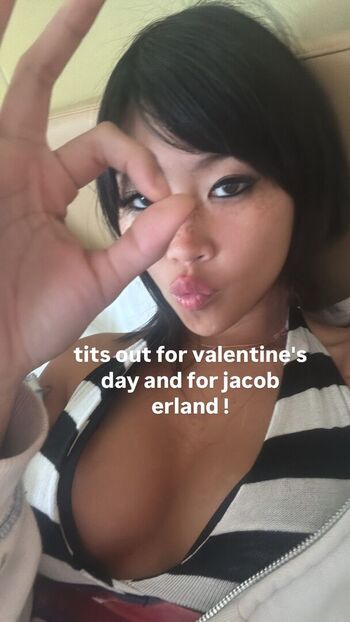 Full leaked Beabadoobee page private onlyfans photo