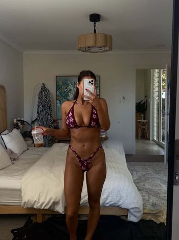 Full leaked Bell aamy private onlyfans photo