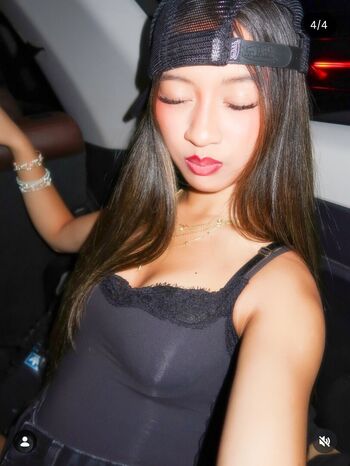 Full leaked Bella luu private onlyfans photo