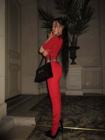 Full leaked Bella poarch page private onlyfans photo