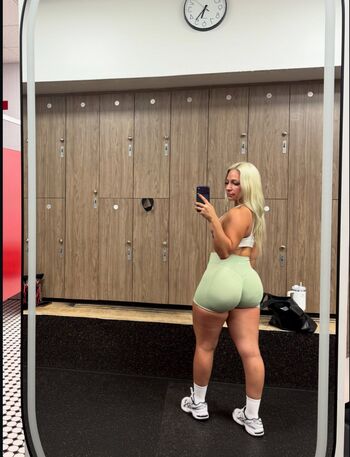 Full leaked Bella thiccc page private onlyfans photo