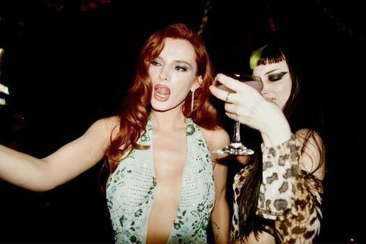 Full leaked Bella thorne private onlyfans photo