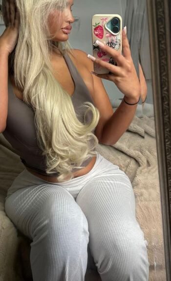 Full leaked Beth gould page private onlyfans photo