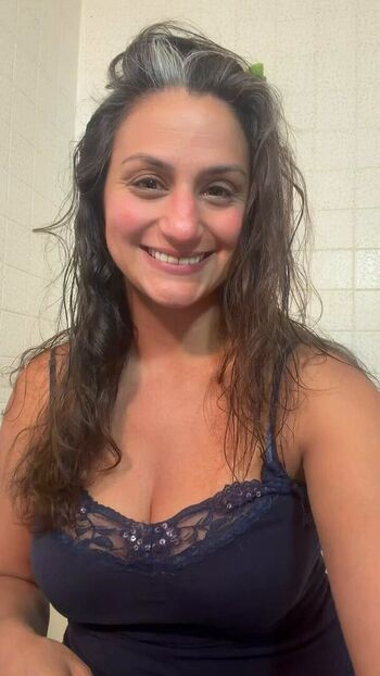 Full leaked Bethcretton private onlyfans photo